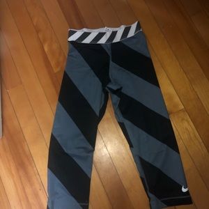 Nike leggings
